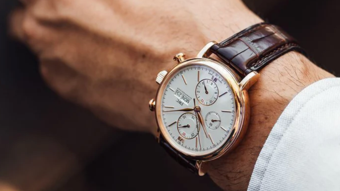 Elevate your Look: Essential Men’s Shirt Accessories for Every Outfit